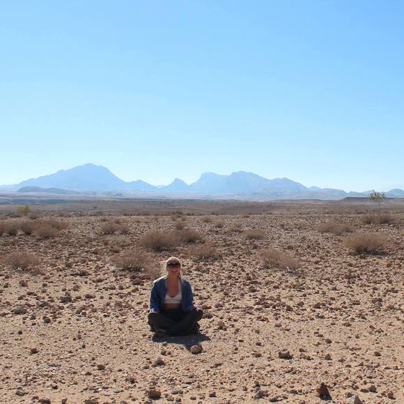 Meet your Posher, Jessica - Picture 1 of 1